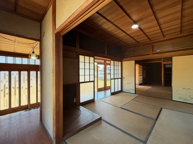 五條市二見４丁目　中古戸建の和室|来客時やくつろぎスペースとして!(^^)!