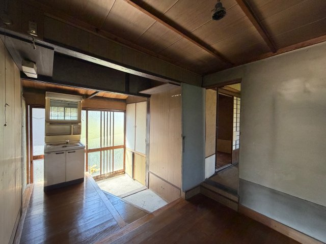 五條市二見４丁目　中古戸建の内装|離れ♪
