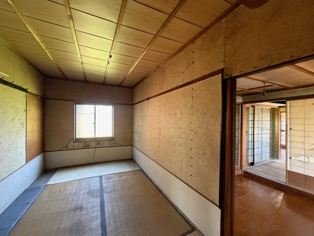 五條市二見４丁目　中古戸建の内装|離れの和室♪