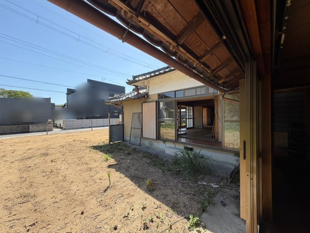 五條市二見４丁目　中古戸建の外観|広いお庭をどう活用されますか!(^^)!