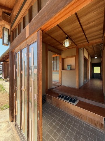 五條市二見４丁目　中古戸建の玄関|玄関♪