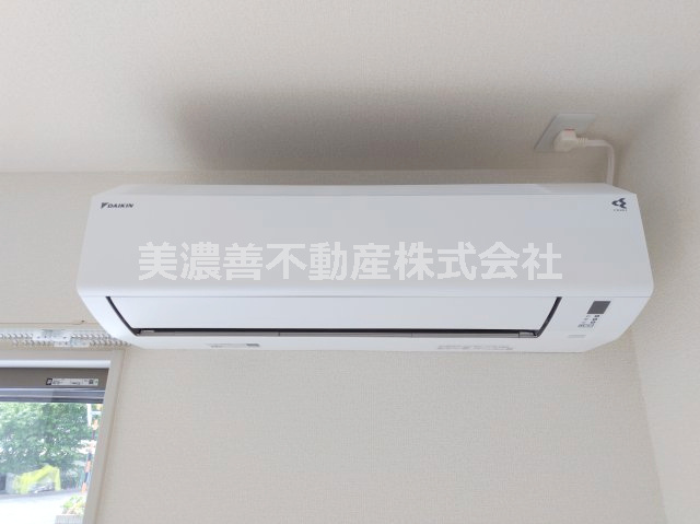 ６６８９１　岐阜市西川手新築戸建の設備|エアコン（リビング）