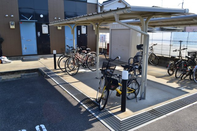レオパレスグランデ１番館のその他共用部分|敷地内駐輪場