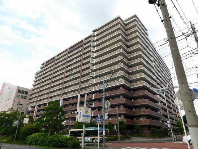 ダイアパレスUアリーナの外観|「入間市」駅徒歩5分の通勤通学に便利な立地♪17階建てマンションです。