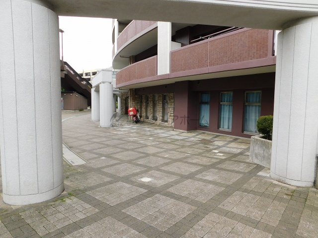 ダイアパレスUアリーナの玄関
