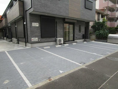 【駐車場】 | アルマコート万願寺(アルマコートマンガンジ)