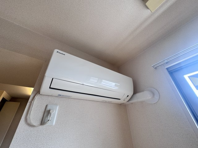 サン・ドマーニの設備|エアコン1機付き