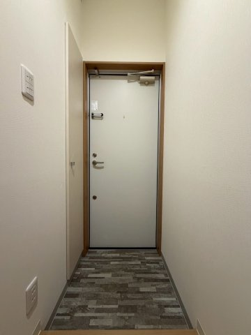 シービヤンネトールの玄関
