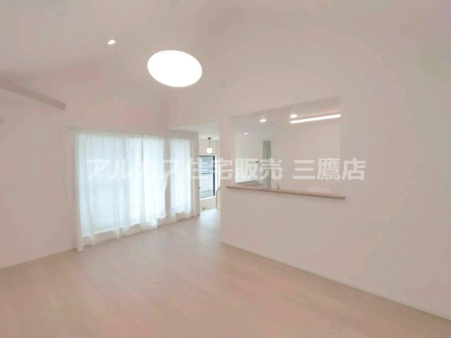 京王線 千歳烏山駅 17分 中古戸建 世田谷区祖師谷6丁目の居間・リビング