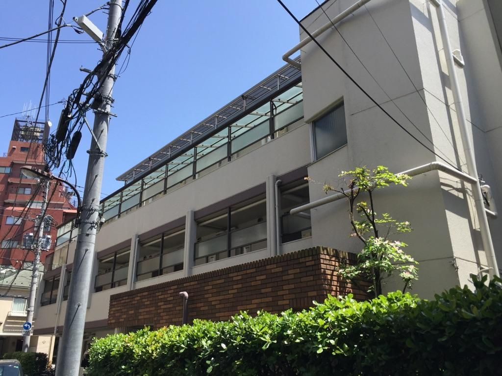 モンシャトー北新宿の外観