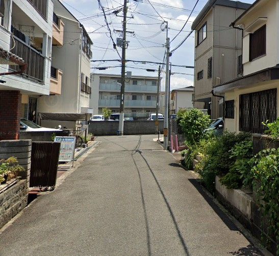 井道貸家の周辺