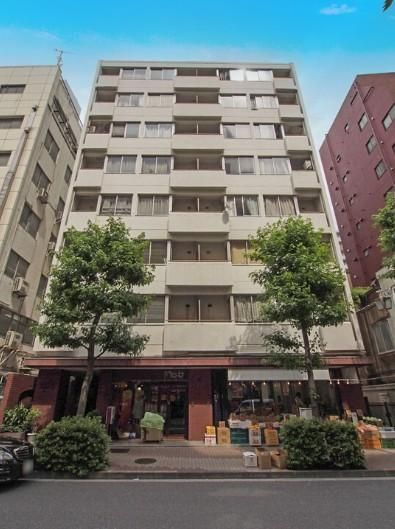 オリエント新宿の外観