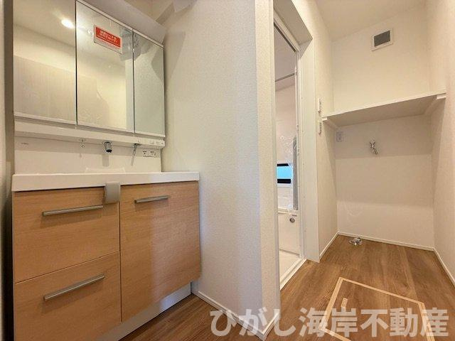茅ケ崎市松林１丁目　新築戸建　全31区画の脱衣所|脱衣スペース