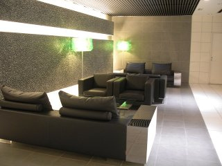 LaSante葵のロビー