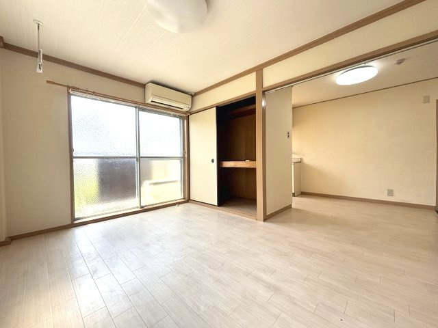 オレンジマンションの内装