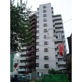 グローリア初穂椎名町の外観
