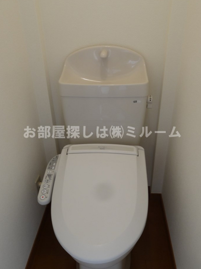 グレースアムールのトイレ|温水洗浄機能付トイレ★（同一仕様写真）