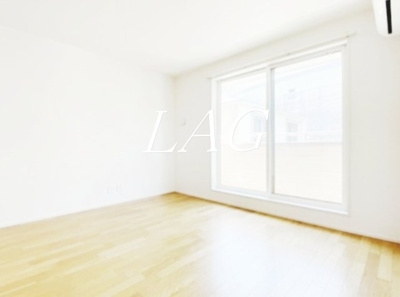 【居間・リビング】 | シャルル登戸 | 洋室のお部屋です。