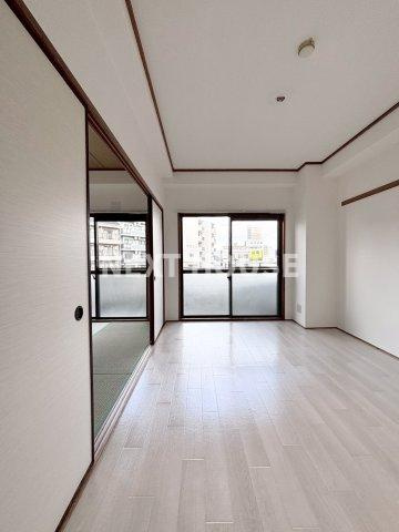 オーナーズマンション西脇の洋室