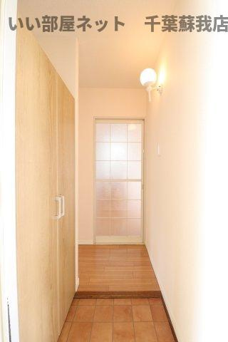 ヴェルメゾンおゆみ野Ｂの玄関|きれいな玄関です