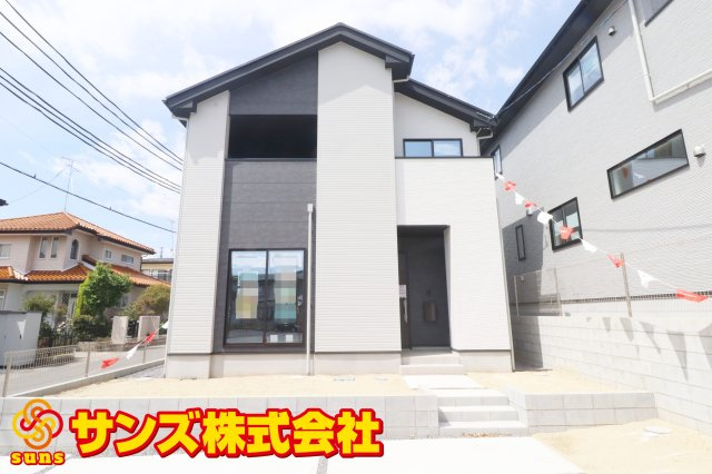 郡山市富田町字丸山　　　  １号棟　　　富田小学校、富田中学区　の外観|南東側から見た外観