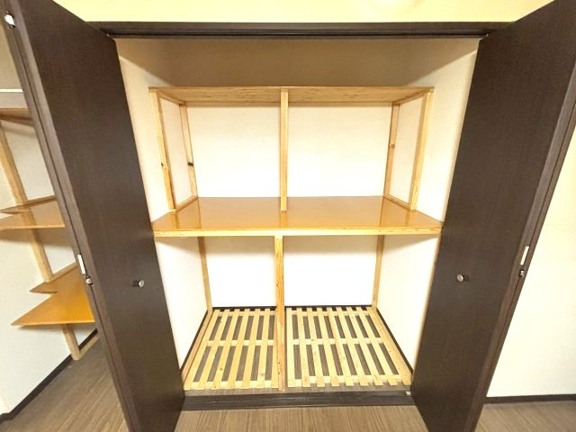 喜志新家1丁目貸家の収納