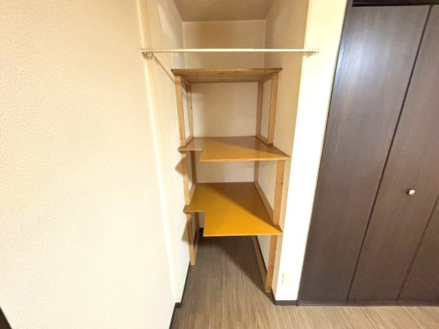 喜志新家1丁目貸家の収納