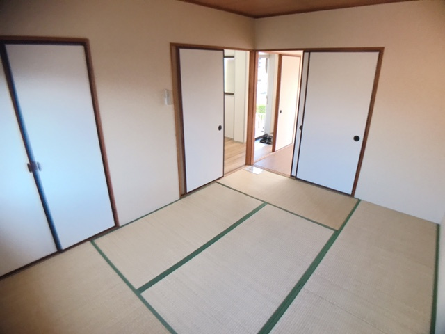ファミール稲垣の和室