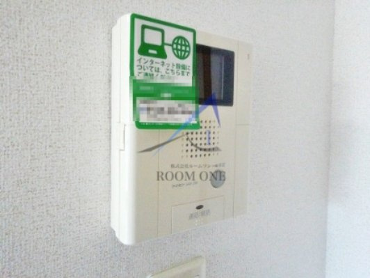 プリマヴェーラ大倉山の設備|モニター付きインターホンです。