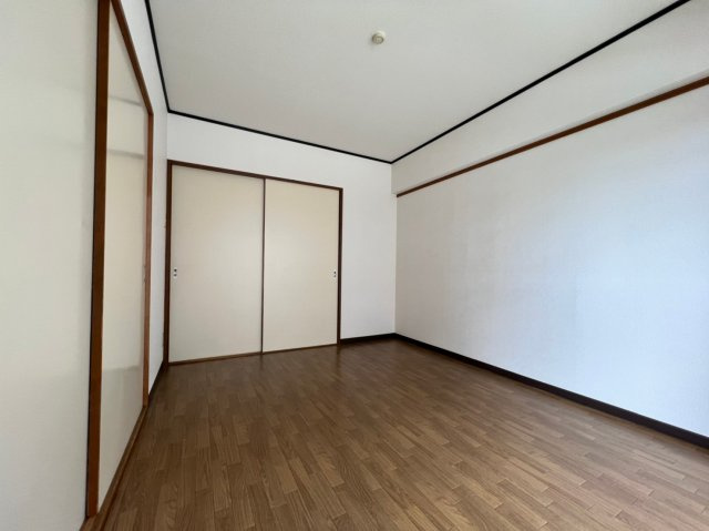 セルサス大道弐番館の寝室