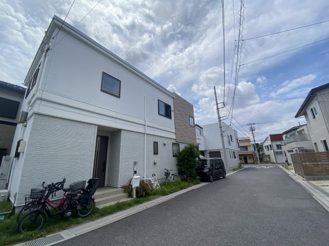 草加市新里町中古戸建て
