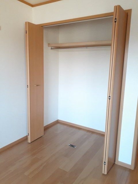 エマ－ブルＫの収納