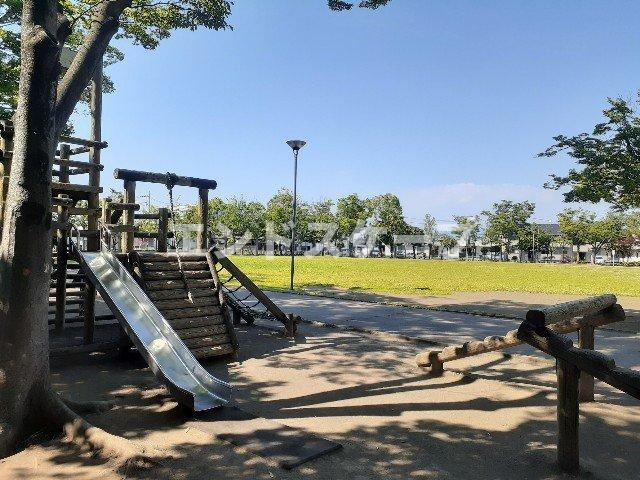 エレガンテ　フィオーレⅠの周辺|北三公園まで350m
高崎、前橋のお部屋探しはエンドスケープまで！お客様の理想お聞かせ下さい♪
