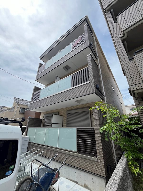 尼崎市三反田町２丁目のアパート