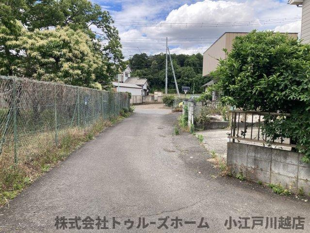 【前面道路含む現地写真】 | 川越市大字小堤　中古戸建