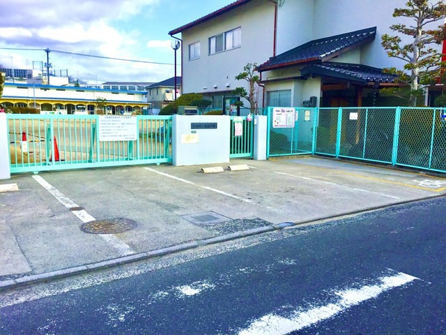 コンフォールの駐車場|三筋保育園 1km