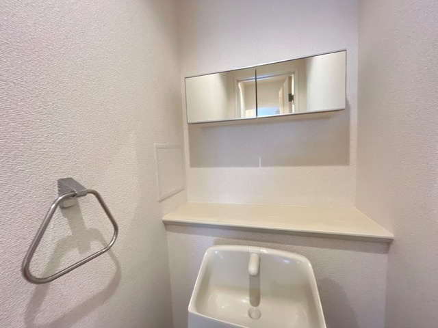 コンフォールのその他|ミラーキャビネット