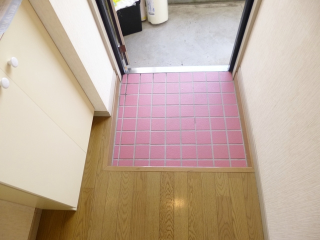 シャトーパールの玄関|玄関周りはこのようになっています
