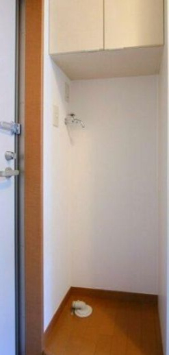 新宿区下落合４丁目のアパートの設備|室内洗濯機置場