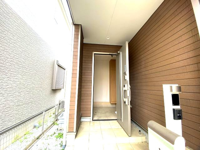リノベの玄関|ゆったりとした玄関です。