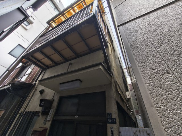旧浦野邸の外観|落ち着いた雰囲気の外観です