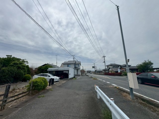 -三丁目不動産-　深谷市明戸　茶室付きの前面道路含む現地写真