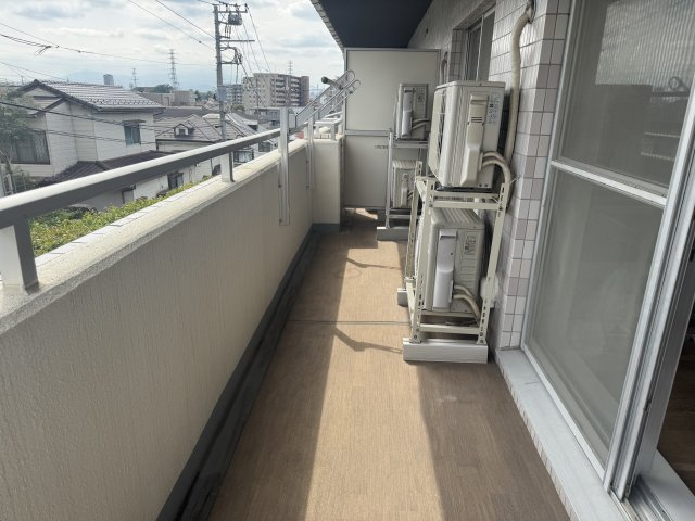 ドレッセリノ青葉台のバルコニー