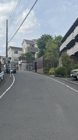 ドレッセリノ青葉台の周辺
