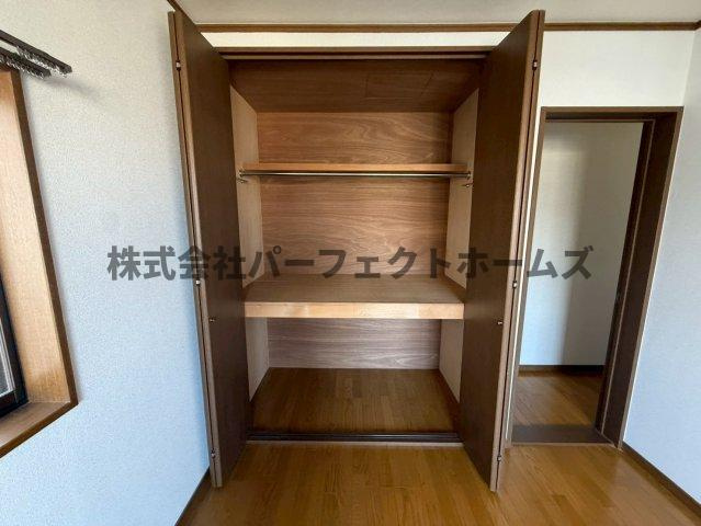 大垣内町1丁目戸建　賃貸の収納|たっぷりとした収納スペースです