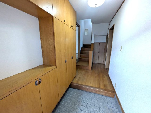 舞１丁目　中古戸建の玄関