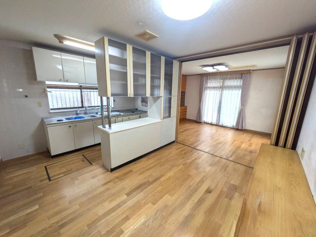 舞１丁目　中古戸建の居間・リビング
