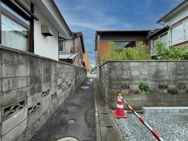 セレニテの周辺