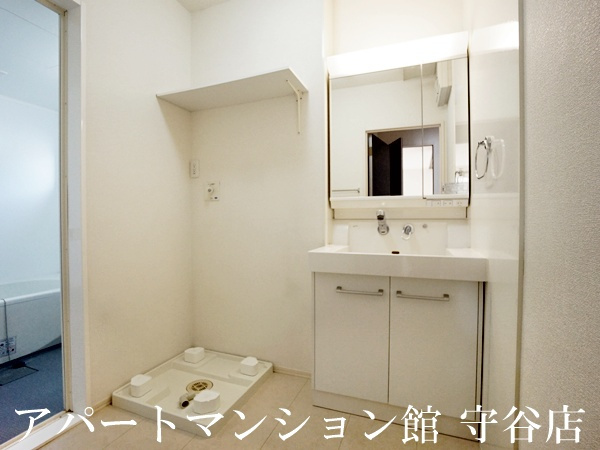 アモールの独立洗面台