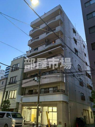 メゾンドカムリの外観